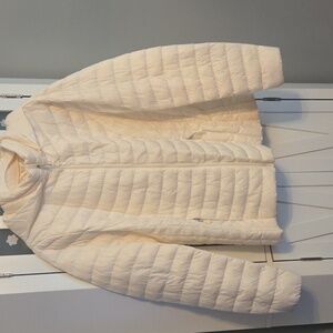 White Hooded Packable Puffer Jacket - Women